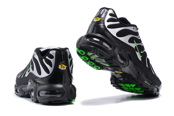 Air Max Plus Black Silver Green Strike