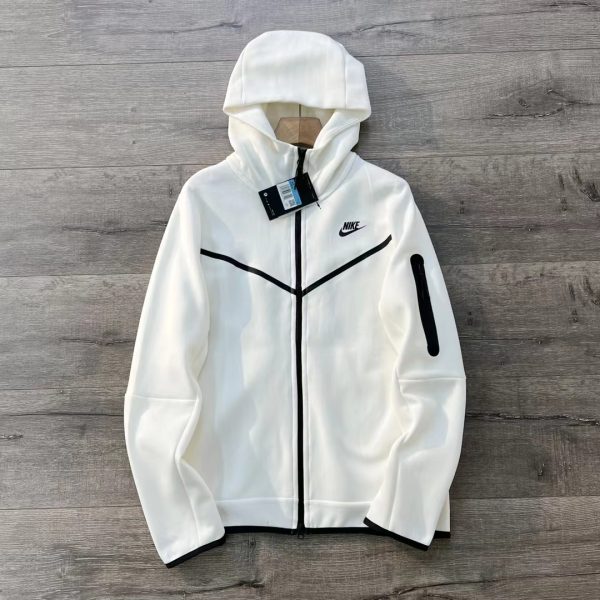 Nike NSW Tech Fleece Sportswear set White