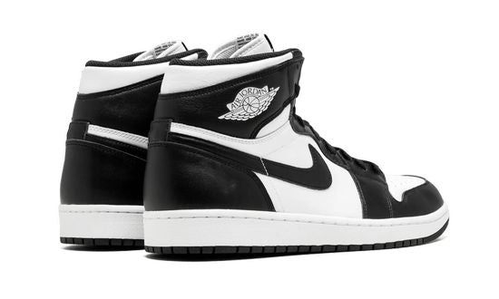 Air Jordans 1 Retro High OG 'Black-White'