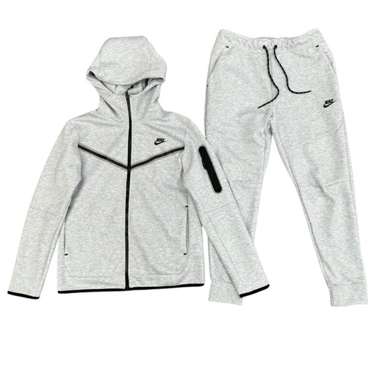 Nike Tech Fleece Grey