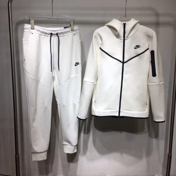 Nike NSW Tech Fleece Sportswear set White