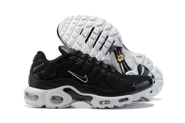 Air Max Plus Black White