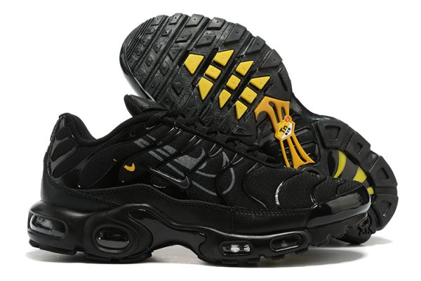 Air Max Plus Multi-Swoosh Black