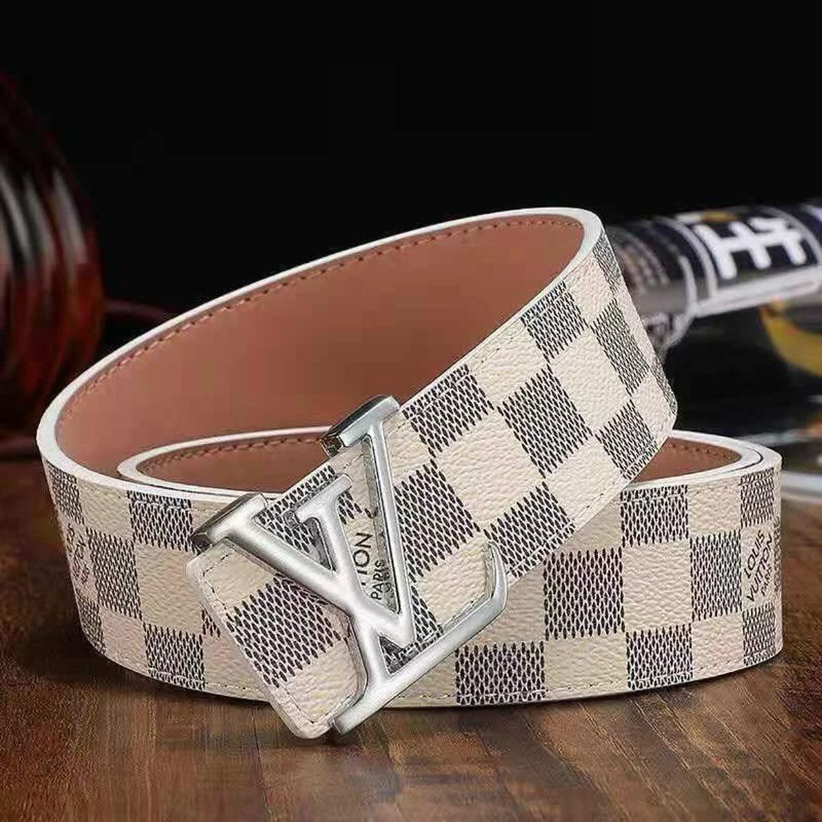 Cinturones Louis Vuitton