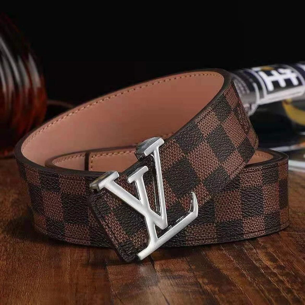 Cinturones Louis Vuitton